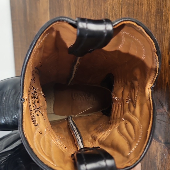 Elegant Black Western Boots - Picture 6 of 16